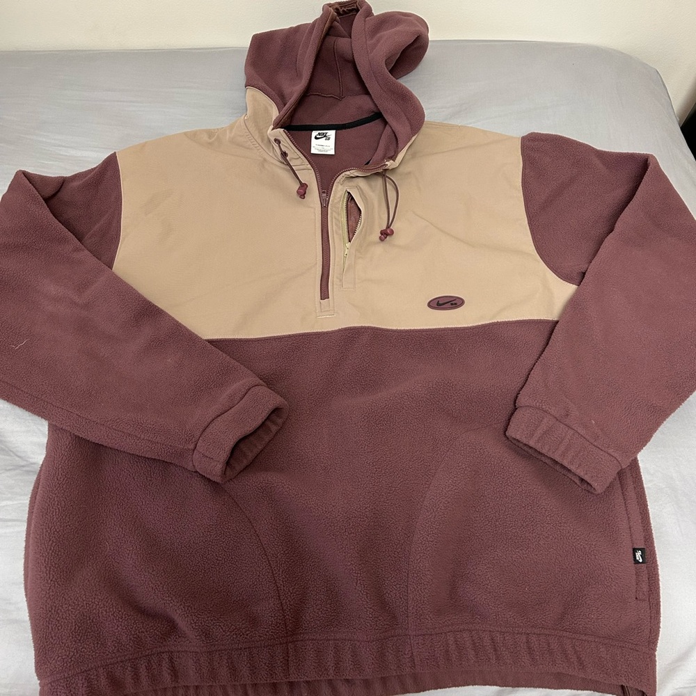 Nike SB winter pullover